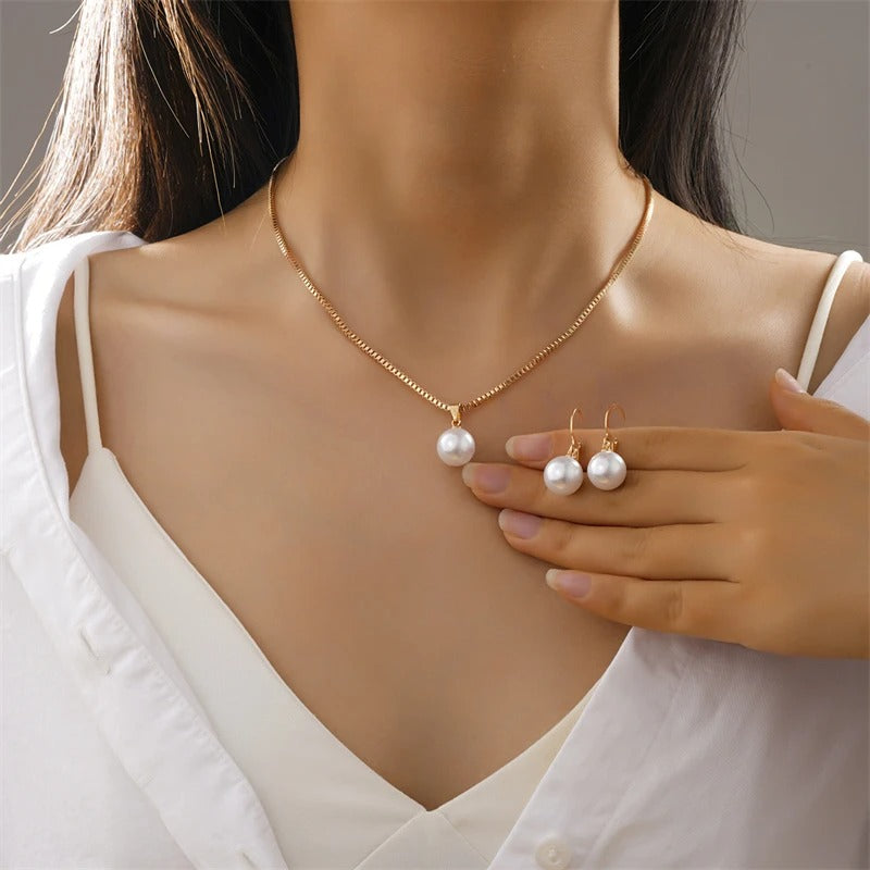 Fashion Elegant Imitation Pearl Pendant Jewelry Set