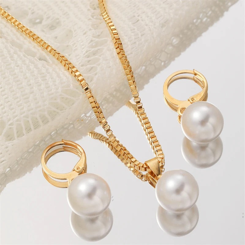 Fashion Elegant Imitation Pearl Pendant Jewelry Set